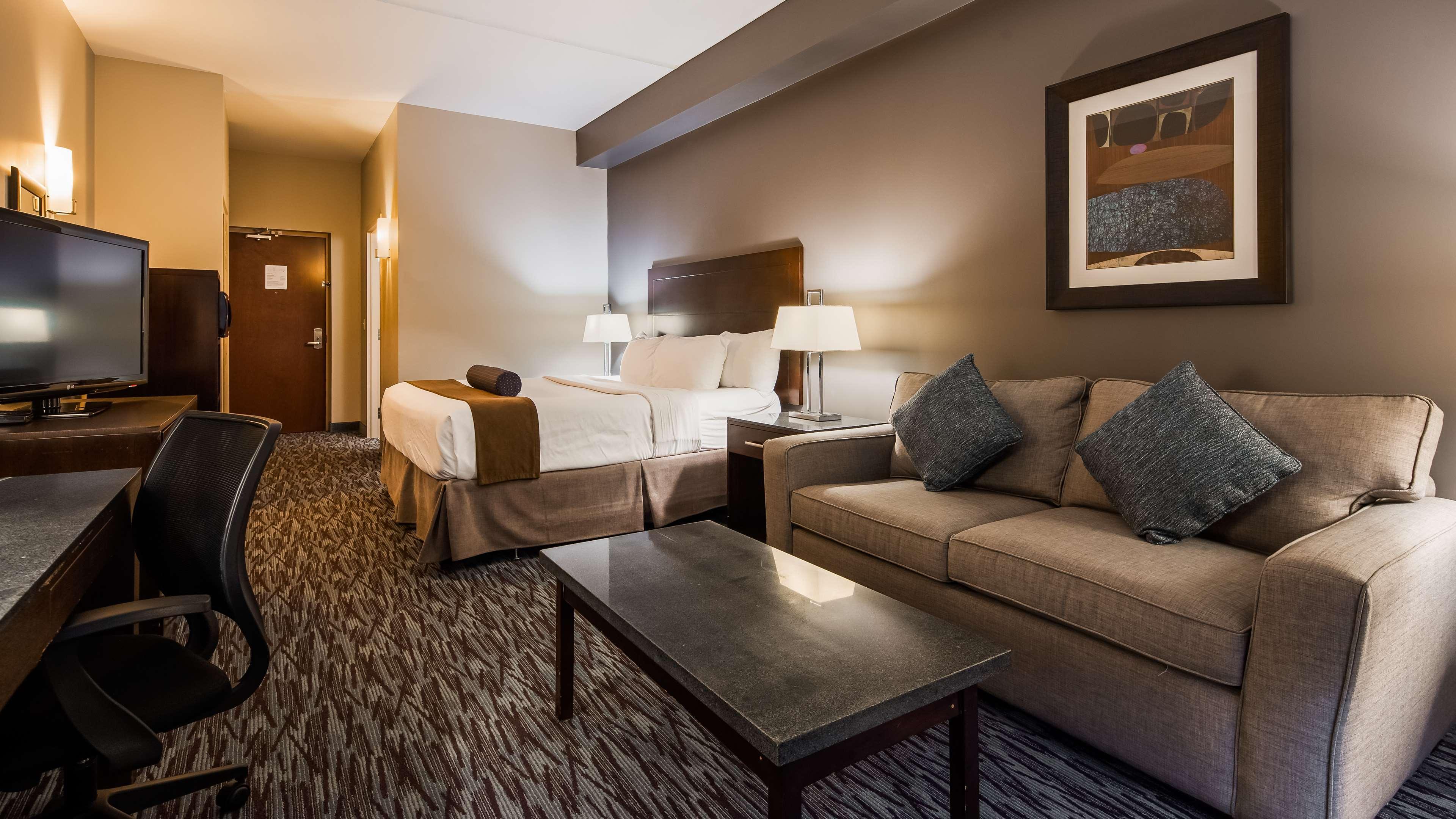 Best Western Plus Brandon Inn Bagian luar foto