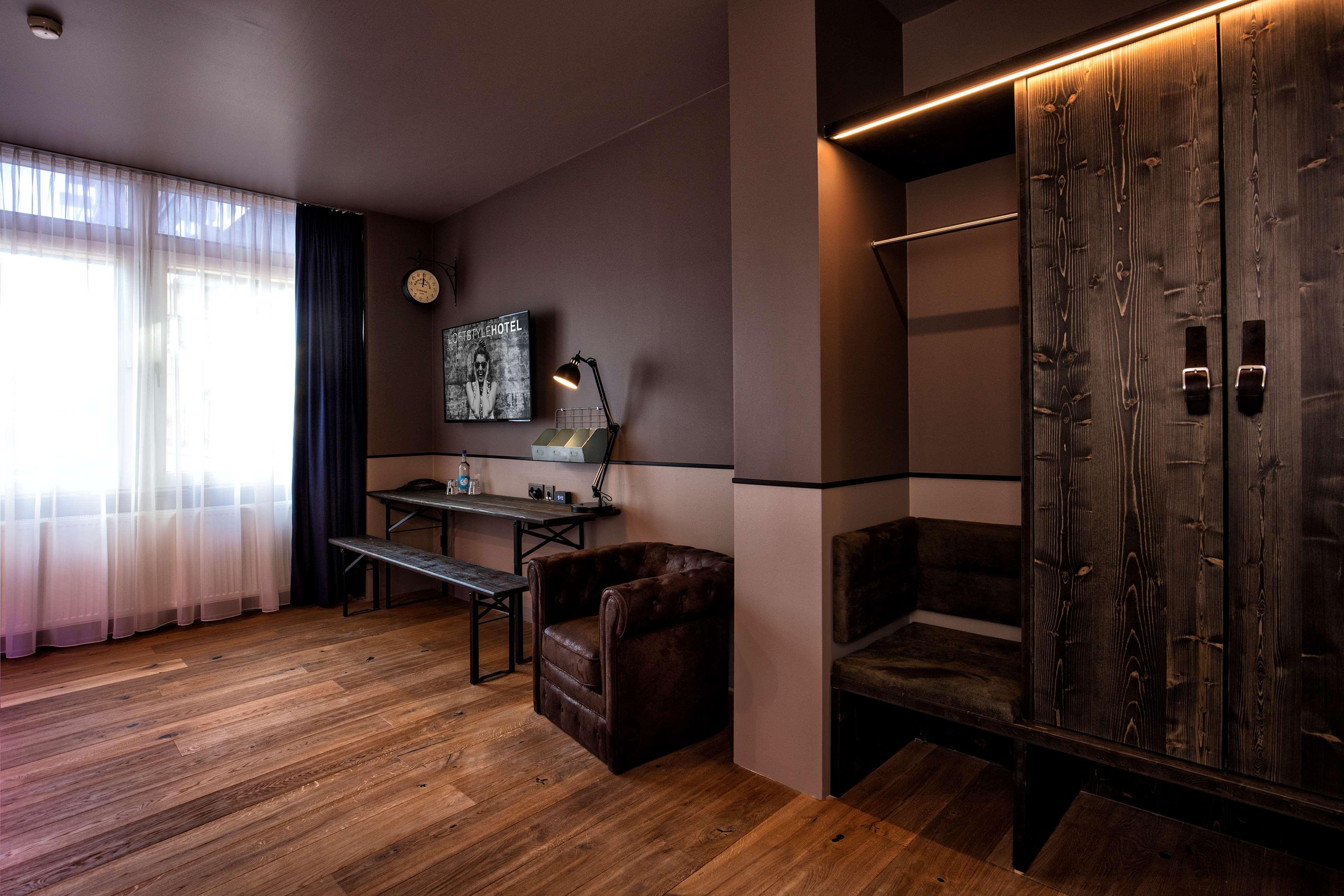 Best Western Plus Brandon Inn Bagian luar foto