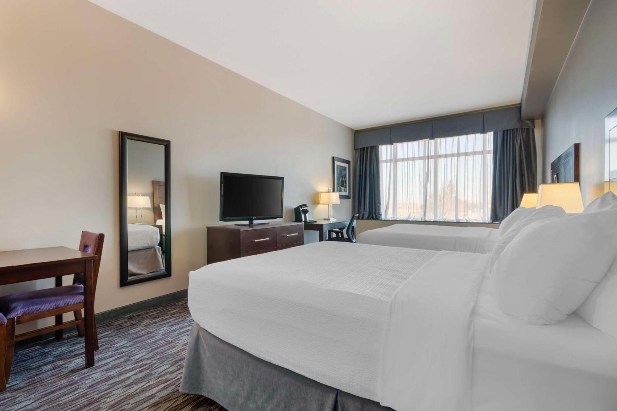 Best Western Plus Brandon Inn Bagian luar foto