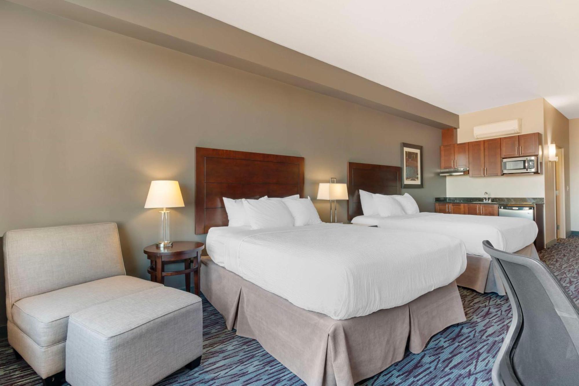 Best Western Plus Brandon Inn Bagian luar foto
