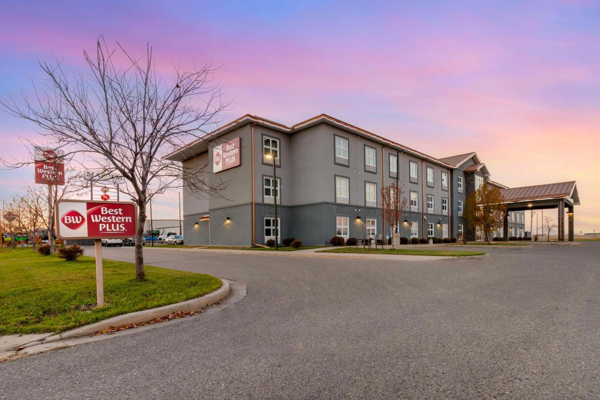 Best Western Plus Brandon Inn Bagian luar foto